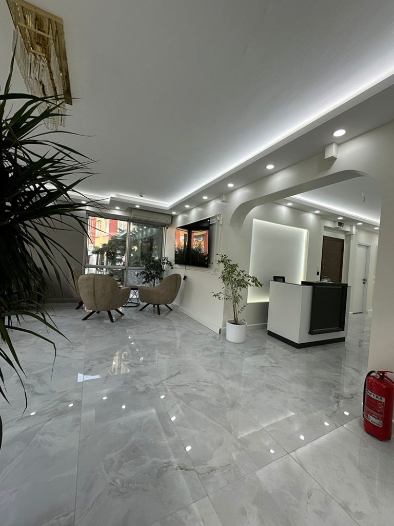 KADIN DOĞUM UZMANI JİNEKOLOG